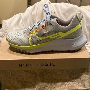 Mens Nike React Pegasus Trail 4
